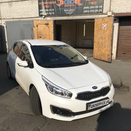 KIA Ceed White