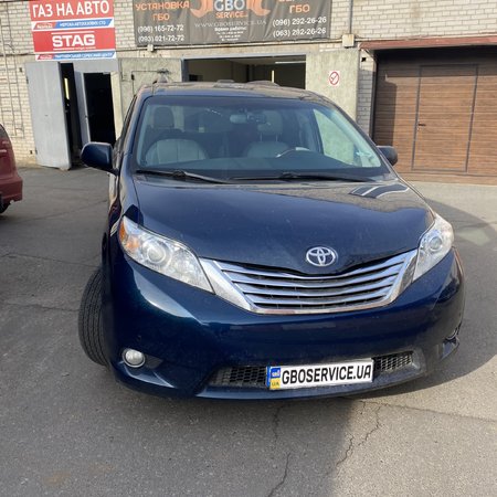 Toyota Sienna 3.5