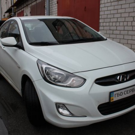 Hyundai Accent (Хендай Акцент)