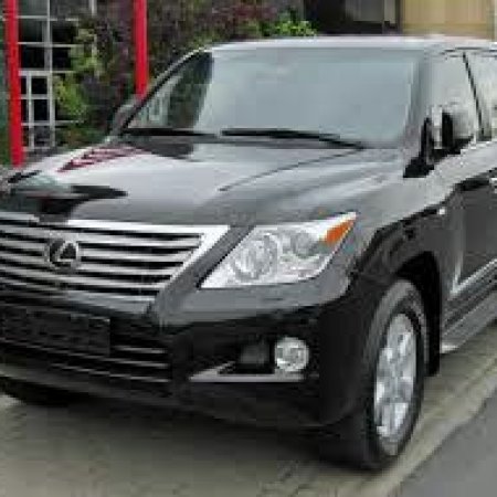 Lexus 570