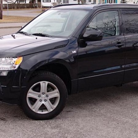 Suzuki Grand Vitara 2.4