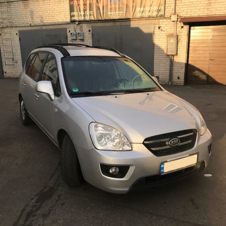 KIA Carens 2.0