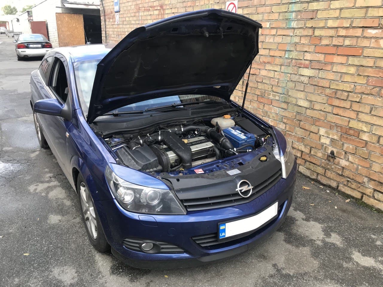 Opel Astra 2.0 Turbo