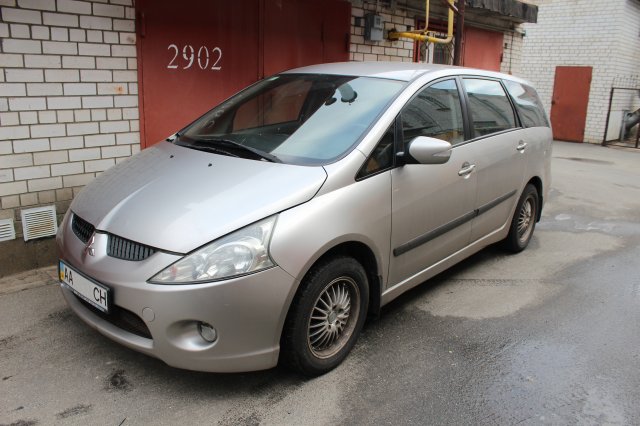 Mitsubishi Grandis